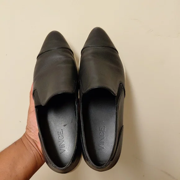 Vince Women's Black Pointy Toe Slip-On Sneakers Size 7.5 - Picture 8 of 9